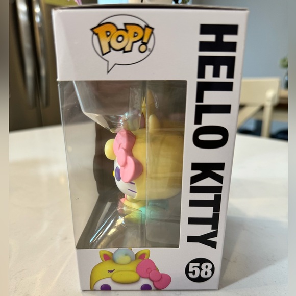 Hello Kitty Funko🩷 - Picture 5 of 5